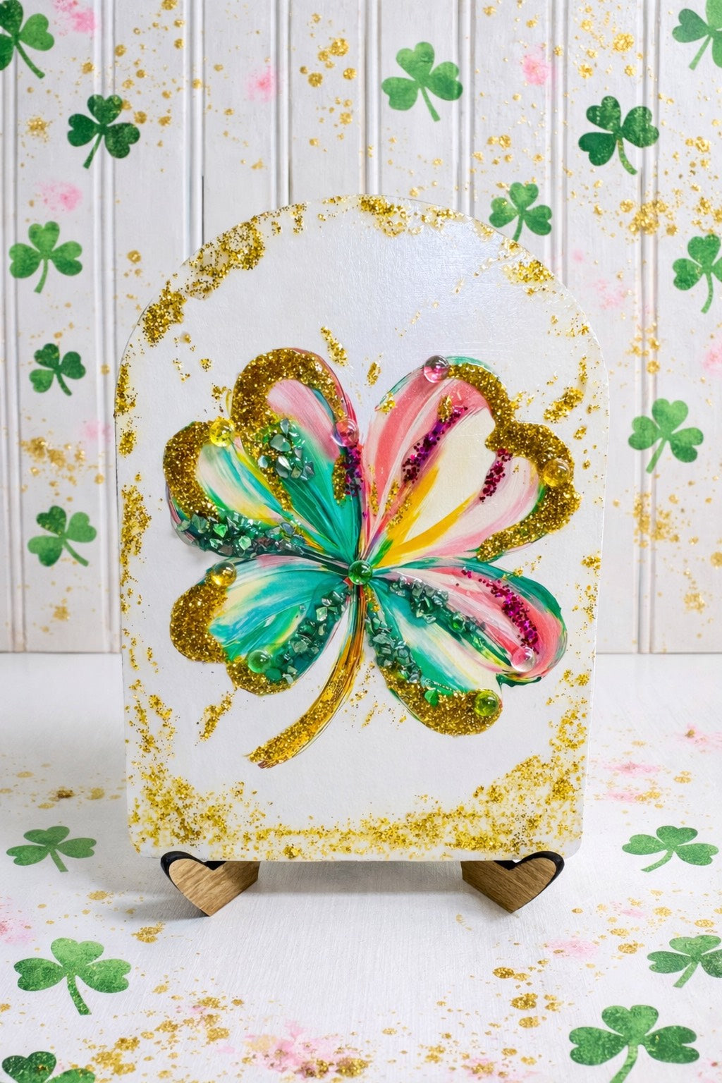 Resin Glass & Glitter Arch Pink Shamrock