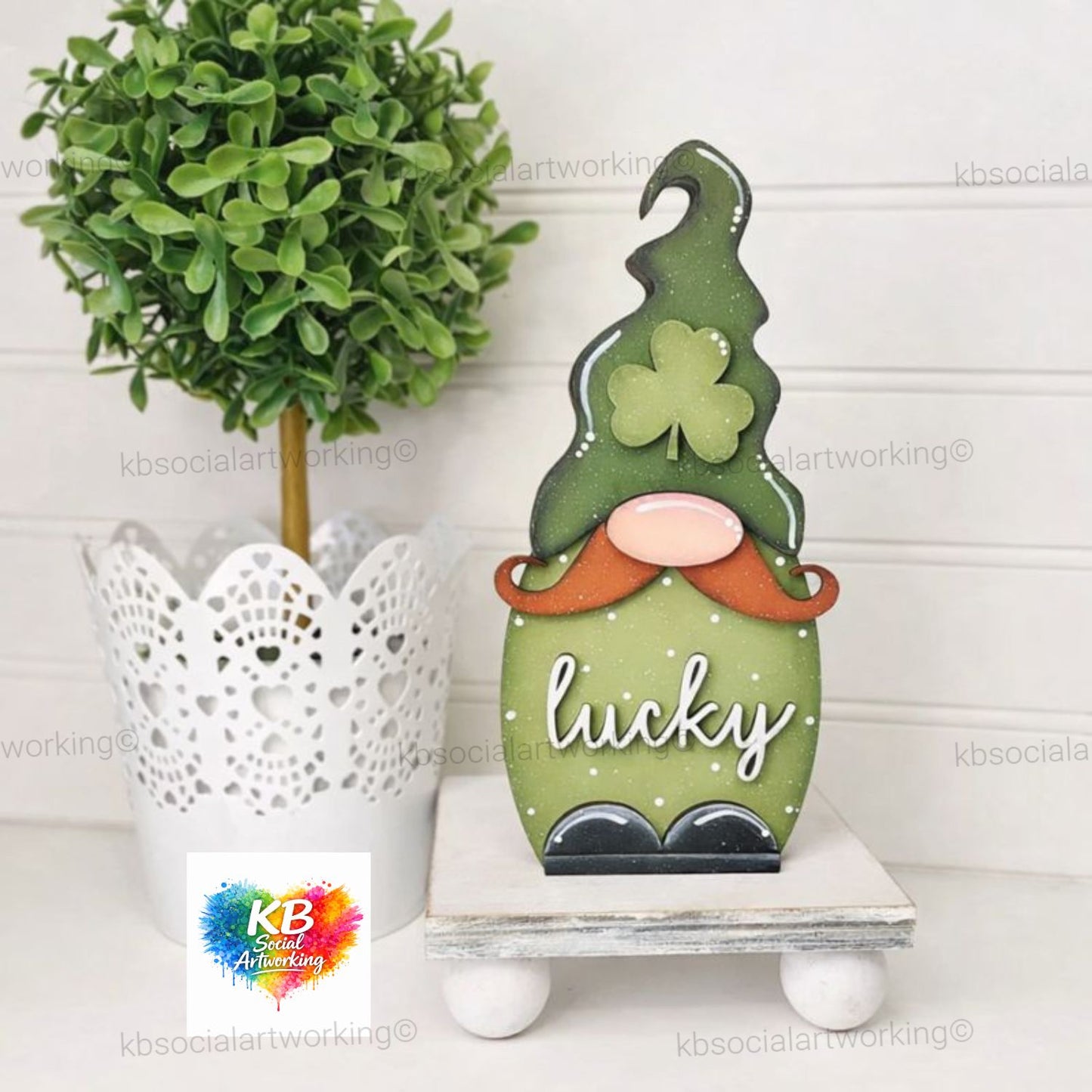 St. Patrick Mini Gnome Shelf Sitter 2-D Wood Shape