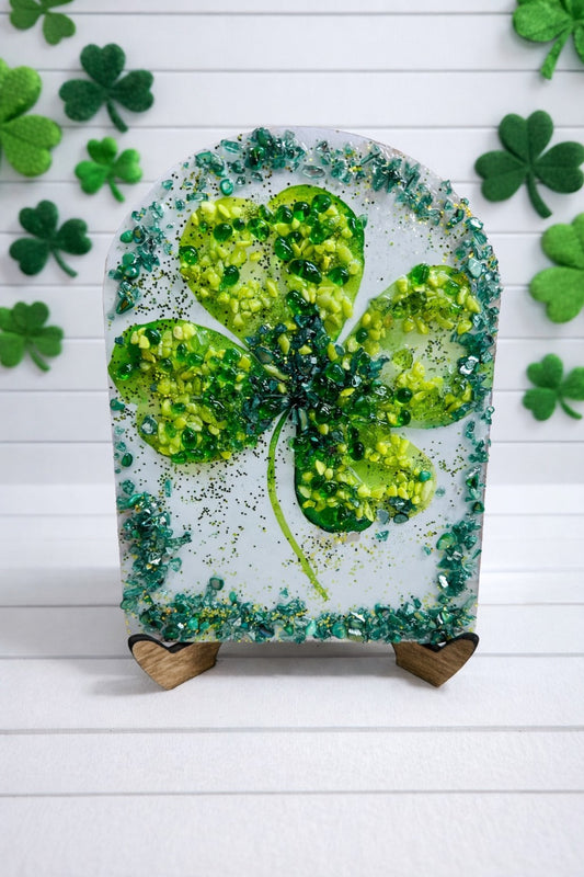 Resin Glass & Glitter Arch Green Shamrock